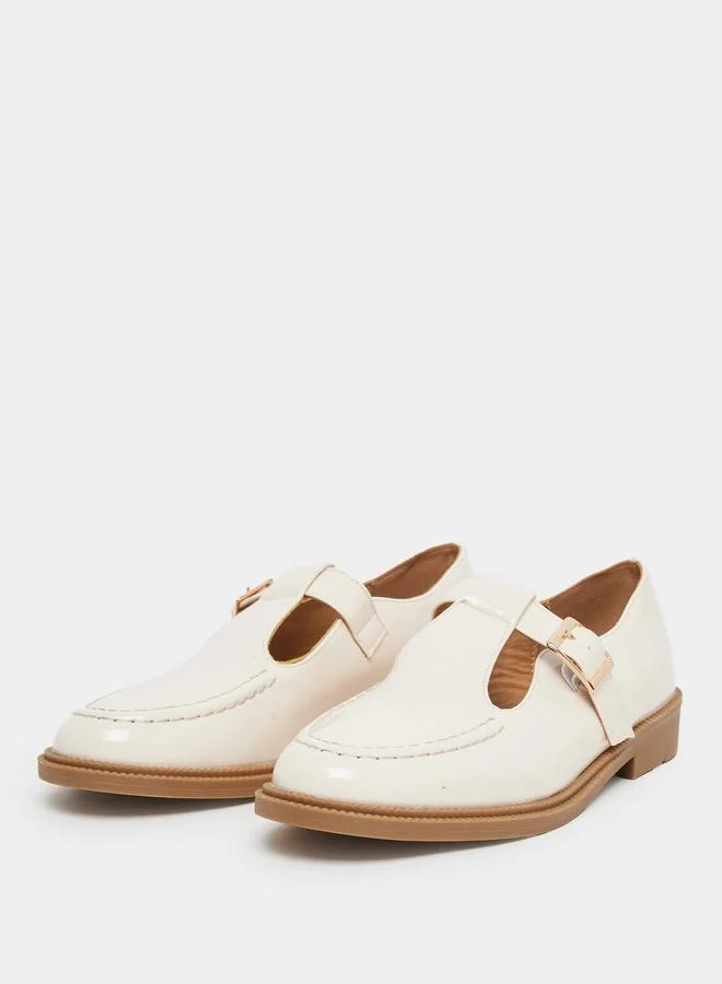 Styli Styli Women Beige Patent Leather Look Mary Jane Loafers