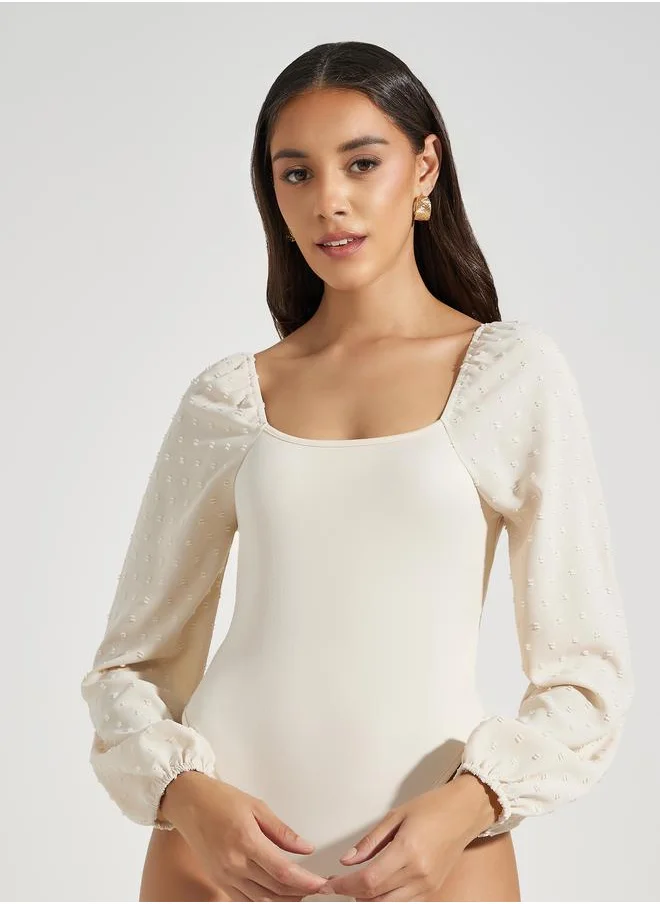 ستايلي Dobby Sleeves Square Neck Fitted Bodysuit