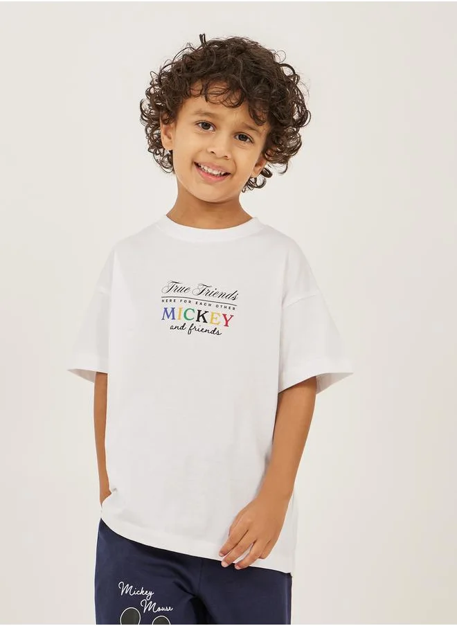 ستايلي Mickey and Friends Print Short Sleeve Oversized T-Shirt