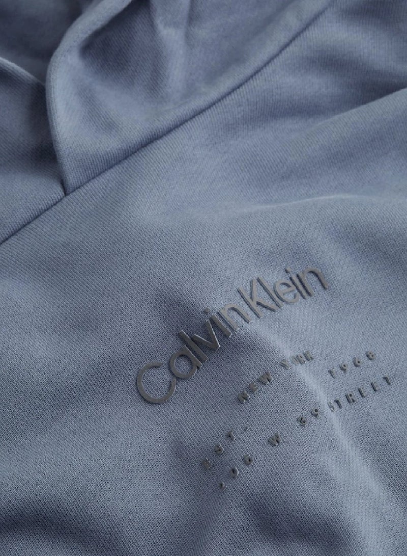 كالفن كلاين هودي بقصة مريحة مزين بشعار كلفن كلاين - Image 5