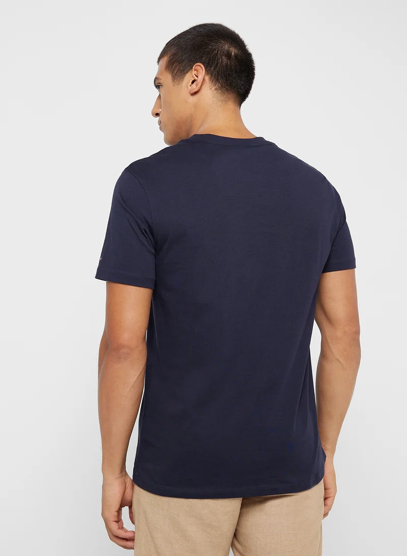 TOMMY HILFIGER Logo Print T-Shirt