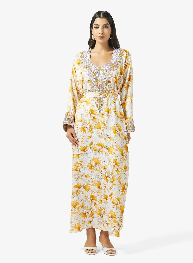 Floral Embroidery And Belt Jalabiya
