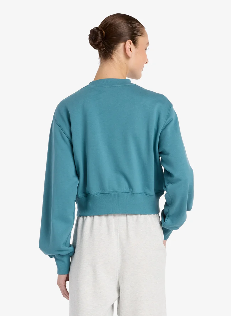 New Balance Athletics Premium Logo Relaxed Sweatshirt