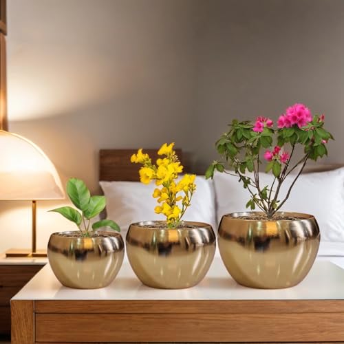 LAQA Metal Indoor Planter Pot Set of 3 – Premium Iron Plant Pots with Luxurious Gold Finish – Modern Decorative Pots in Different Sizes for Living Room, Office, Tabletop & Indoor Home Décor - Image 3