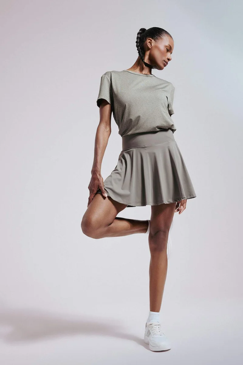ديفاكتو Crew Neck Short Sleeve T-Shirt
