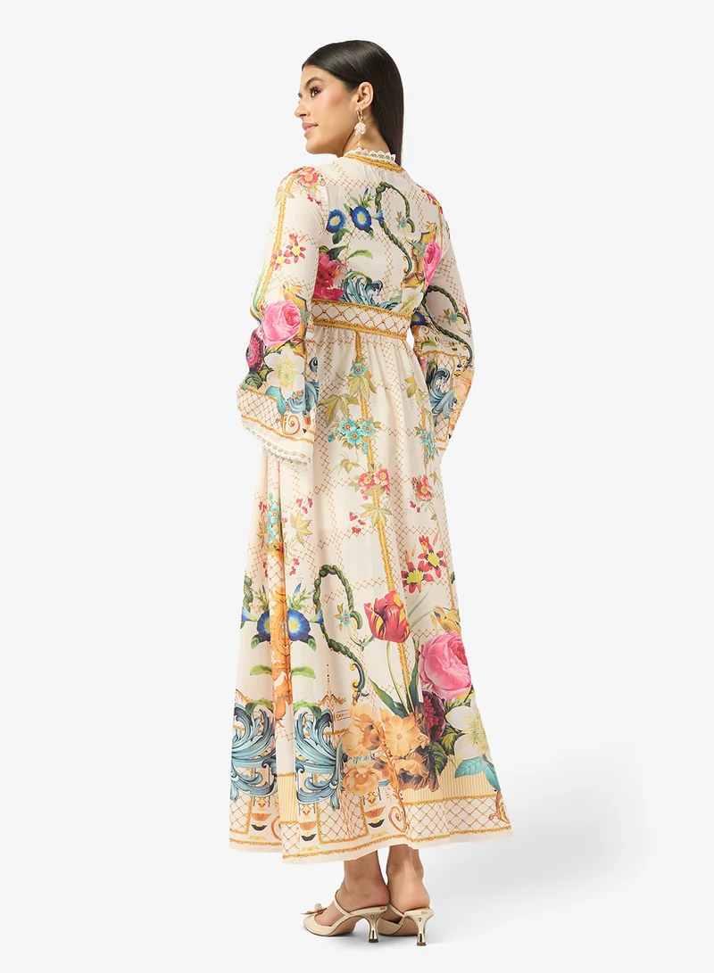 ايلا فستان بطبعة تجريدية