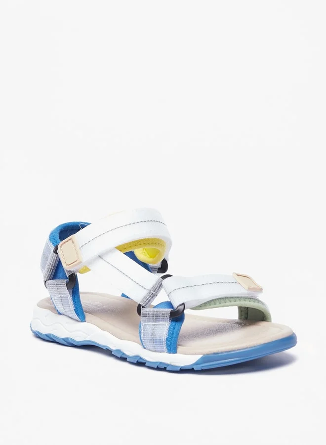 سيد دوتشيني Boys Textured Floaters with Hook and Loop Closure