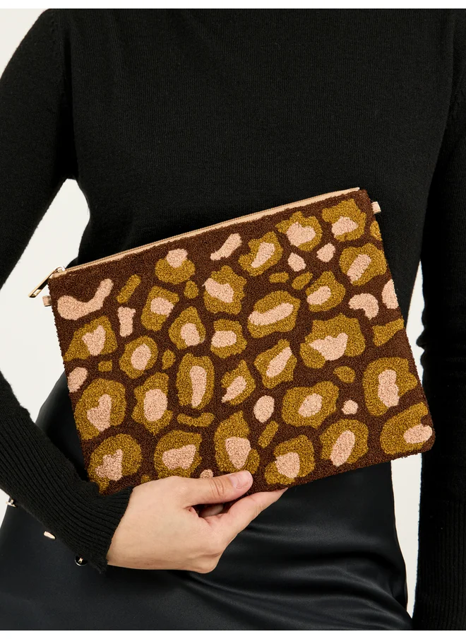 Styli Styli Animal Print Clutch with Detachable Chain Strap