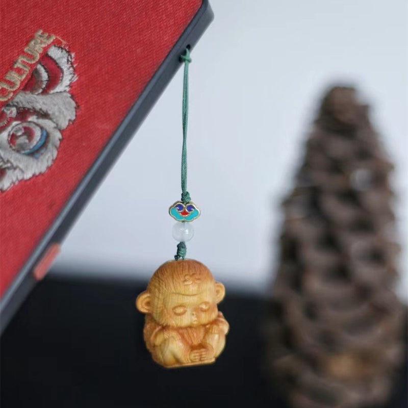 Thuja Wood Carving Cute Animal Handles Twelve Zodiac Donald Duck Mickey Mouse Pendant Crafts Small Gifts Thuja monkey pendant about 3cm