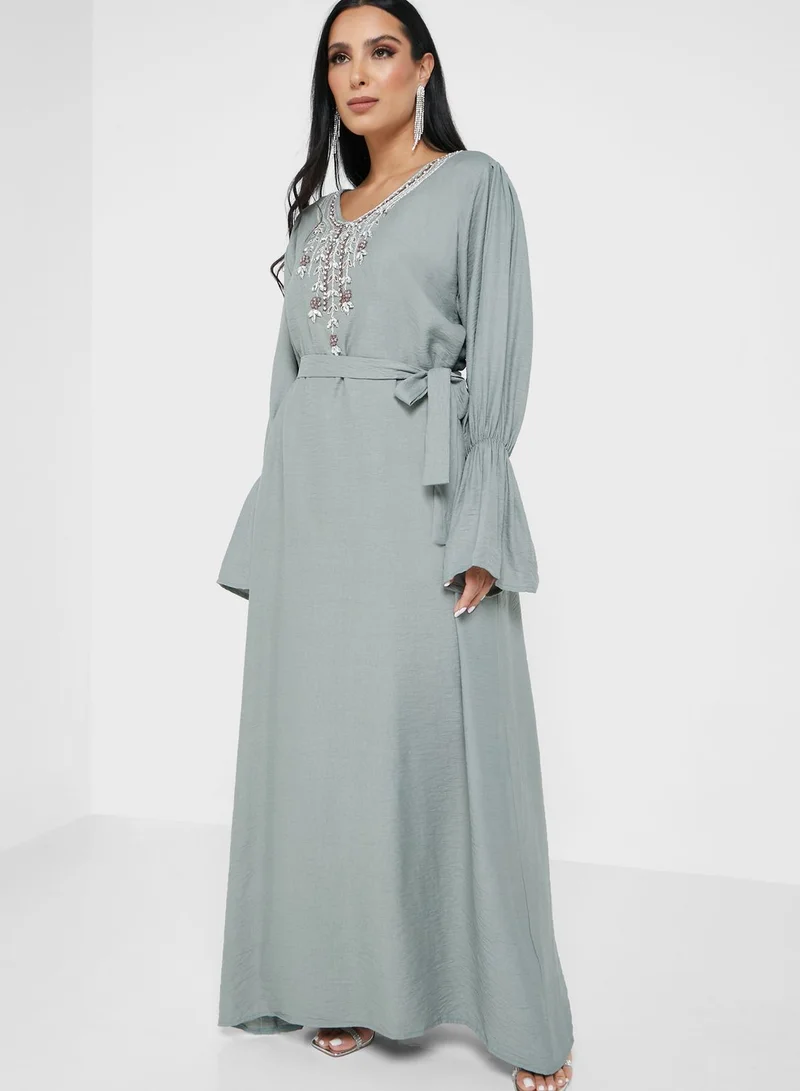 hayas closet Embroidered Belted Jalabiya