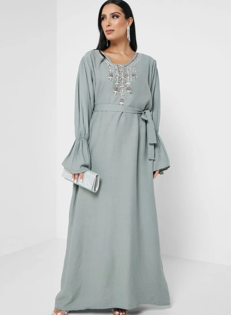 hayas closet Embroidered Belted Jalabiya