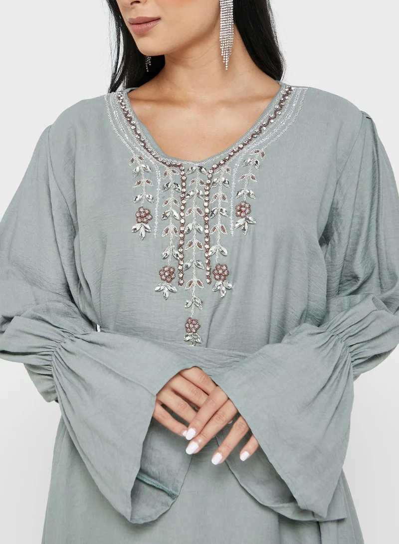hayas closet Embroidered Belted Jalabiya
