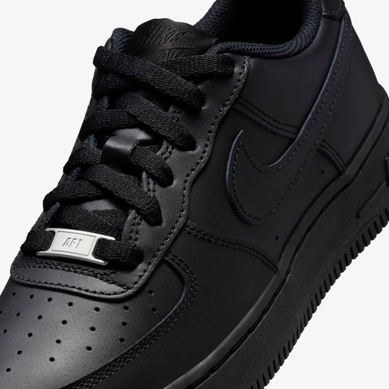 Nike Kids' Air Force 1 LE Shoes