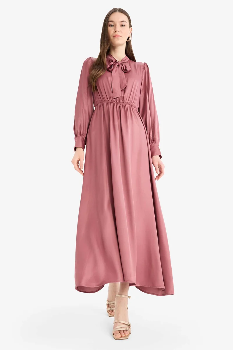 ديفاكتو Regular Fit Bow Collar Satin Midi Dress