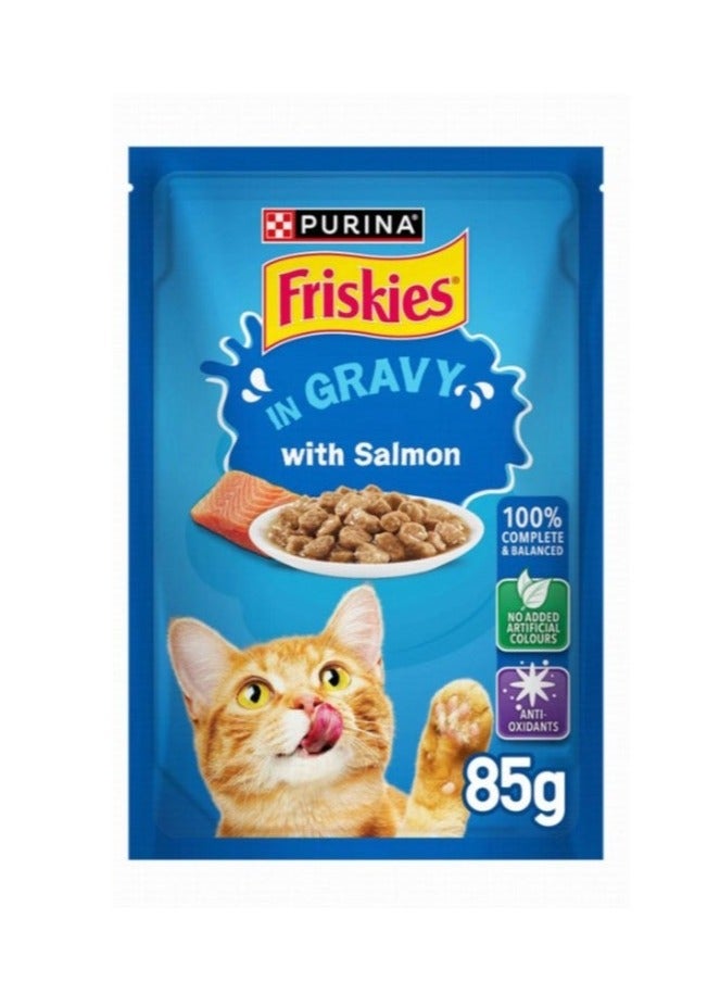 بورينا فريسكيس طعام رطب للقطط – بقطع السلمون في المرق – عبوة 85 جرام