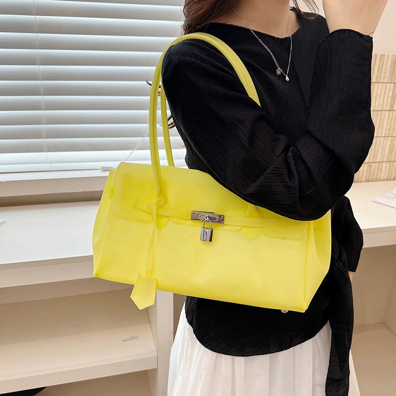 Fashionable Tote Bag for Women Summer 2026 - Image 3