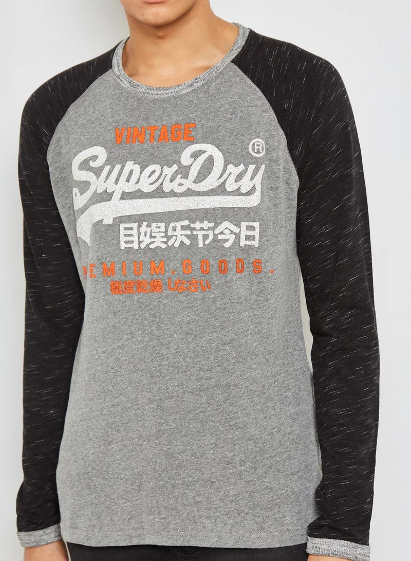 Superdry Raglan Logo T-Shirt