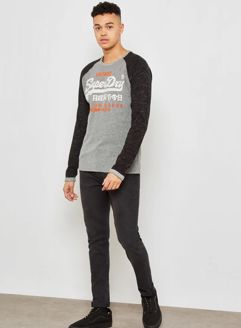 Superdry Raglan Logo T-Shirt