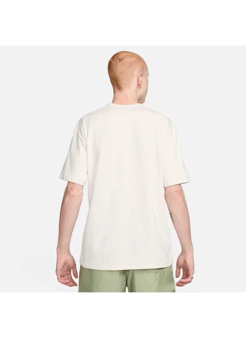 Nike Men's Sportswear Max90 T-Shirt
