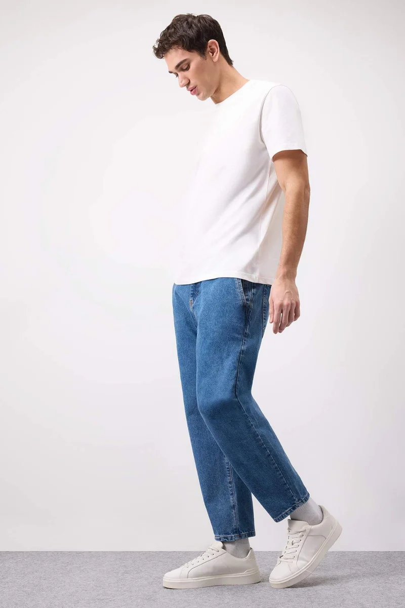 DeFacto Relaxed Slouchy Fit Straight Leg Washed Jeans