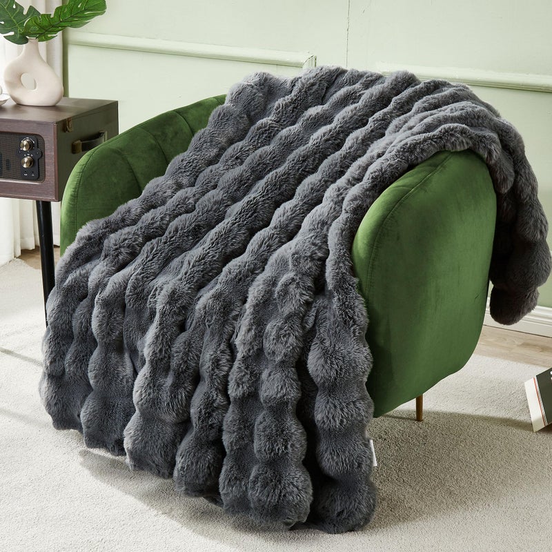Dreamnine Extra Fuzzy Faux Rabbit Fur Throw Throw flant for Couch Bed 50 "× 6" - Image 1