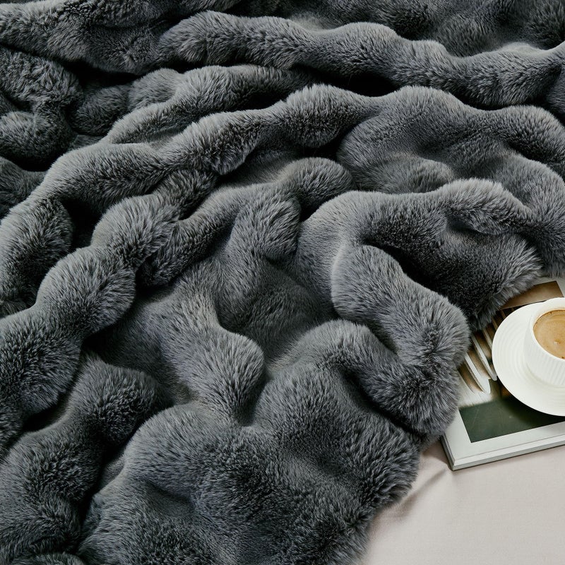 Dreamnine Extra Fuzzy Faux Rabbit Fur Throw Throw flant for Couch Bed 50 "× 6" - Image 4