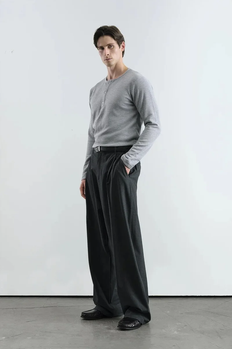 Giesto Black GIESTO Wide Leg Striped Pleated Pants for Men | Best Price UAE