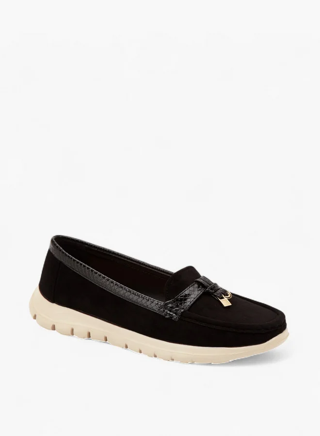 لو كونفورت Women Metal Accent Slip-On Loafers