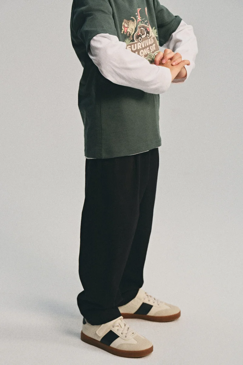 اتش اند ام بنطلون رياضي من قطن التويل