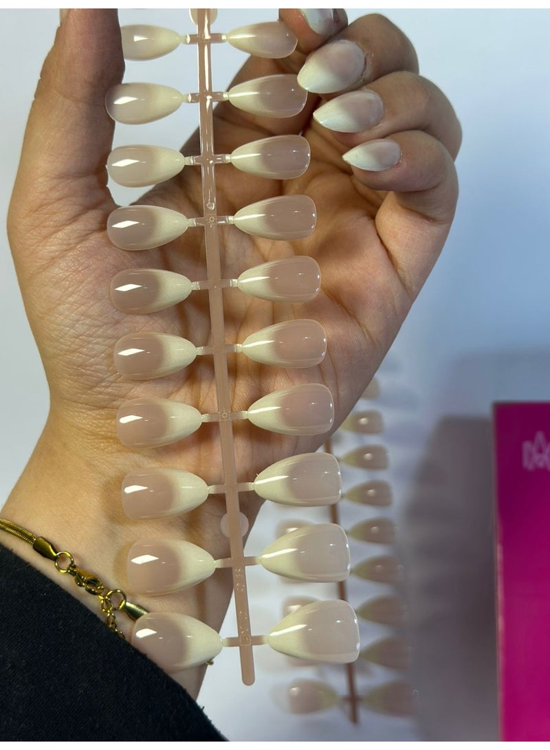 أطراف أظافر احترافية - 12 زوجًا من وصلات الأظافر الاصطناعية - زينة أنيقة لفن الأظافر للاستخدام المنزلي أو في الصالون (عبوة واحدة) - Image 1