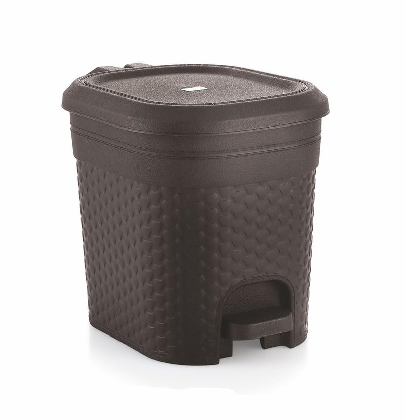 MOLTRES MOLTRES Kleno SMALL Size Pedal Bin Cap 5 LTR Plastic Size18cmx16cmx20cm Table Desk Plastic Pedal Dustbin Kleno_5 Bin Black  - Image 4