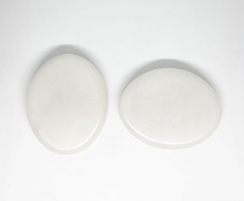 KRAFT CLOUDS Natural White Marble Paper Weight Oval Shape (Set of 2 Pcs.) | Stone Handmade Paper Organiser | Study Table Accessory - Image 3