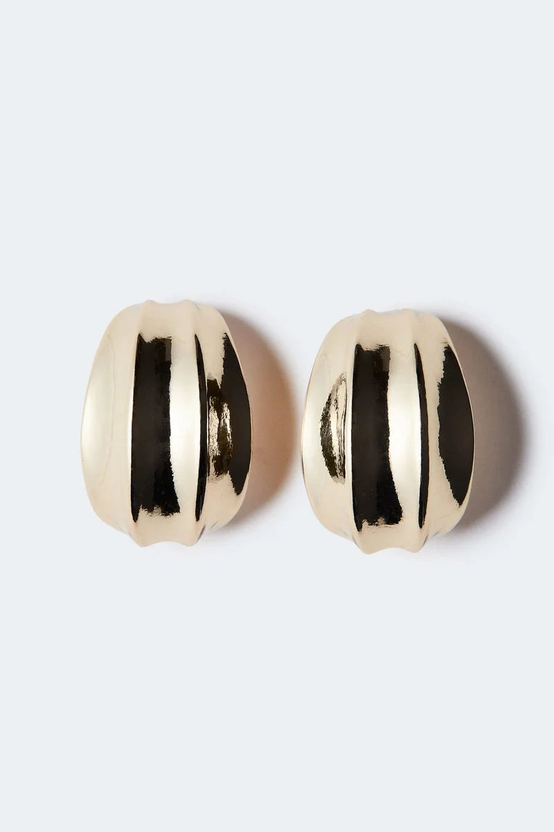 H&M Fluted Earrings