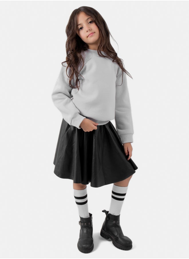 Girls sweatshirt + skirt set - pzsku/Z31956A6061DADB56EA41Z/45/_/1737470635/ea2c6679-2f0e-4438-83e7-c8d0528a3163