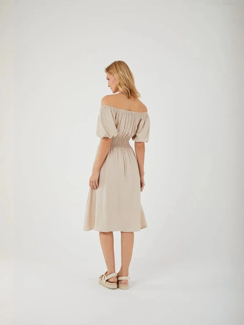 ميكسراي MIXRAY Midi Dress with Boat Neck and Arched Detail