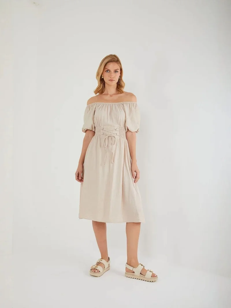 ميكسراي MIXRAY Midi Dress with Boat Neck and Arched Detail
