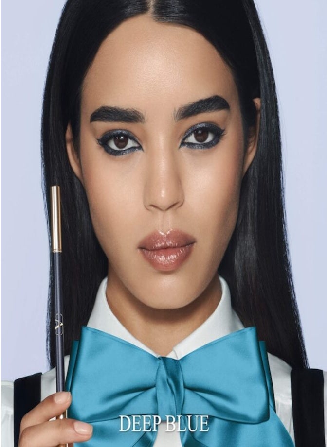 فالنتينو قلم تحديد العيون الجل المقاوم للماء "فالنتينو كولورغراف" (Valentino Colorgraph) سعة 1 مل – درجة 10 "بيبي بلو" (Baby Blue)؛ محدد عيون يدوم طويلاً ومقاوم للتلطخ. - Image 3