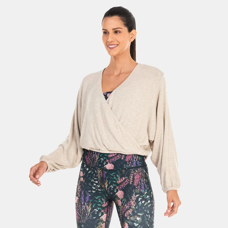 بيوند يوغا تيشيرت بلوفر رابد-اب للنساء