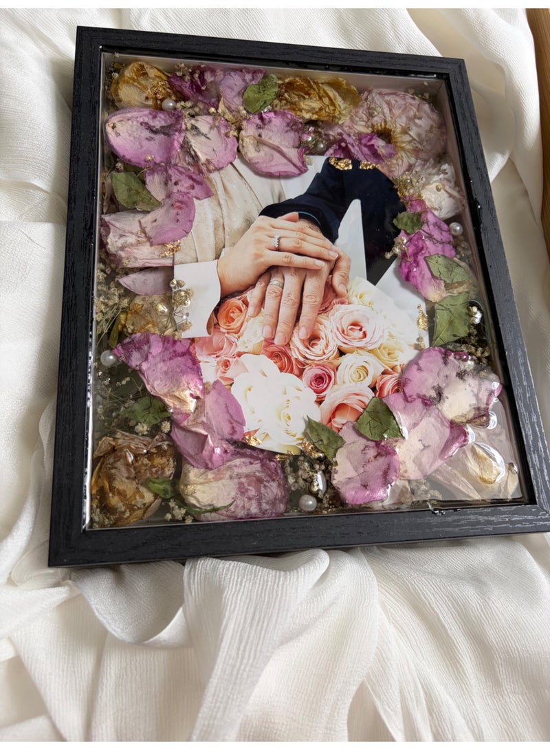 Hazel Vistaa Handcrafted Flower frames - Image 2