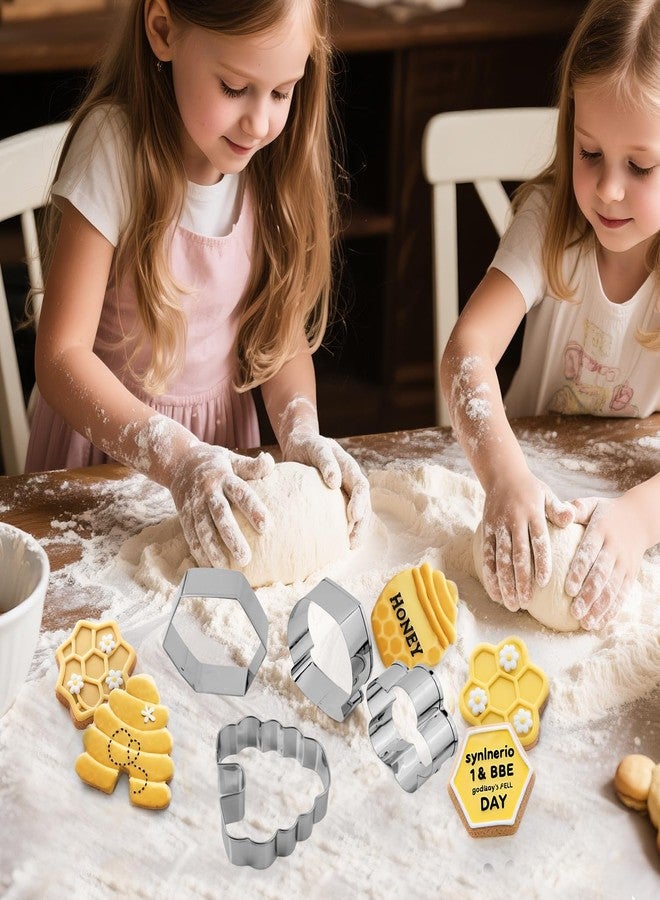 مجموعة قوالب بسكويت كوكي من كوكيفون، 6 قطع، على شكل خلية نحل، ومرطبان عسل، وويني ذا بوه، وأشكال زهور. قوالب بسكويت من الفولاذ المقاوم للصدأ مثالية لحفلات النحل، وخبز المافن، والسندويشات، وتزيين الكيك بعجينة السكر، وتزيين حفلات أعياد الميلاد. - Image 5