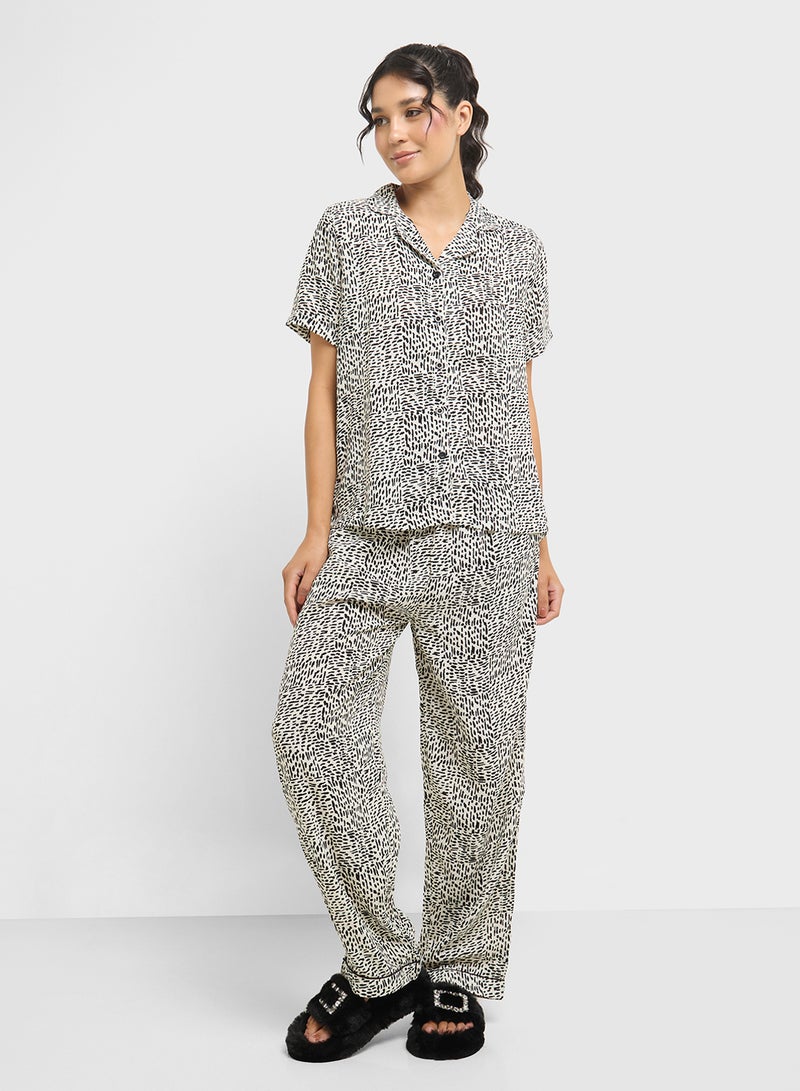 Ginger Monochrome Printed Shirt & Pyjama  Set  - Image 4