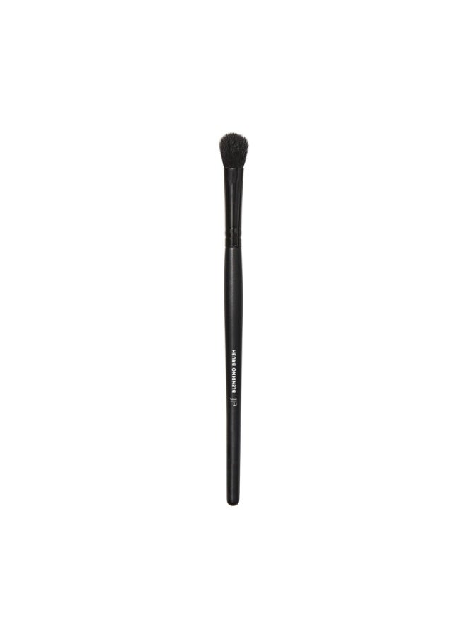 elf e.l.f. Blending Brush, Makeup Brush For Blending Eyeshadow & Concealer, Dome-Shaped, Made With Synthetic Bristles, Vegan & Cruelty-Free - Image 1