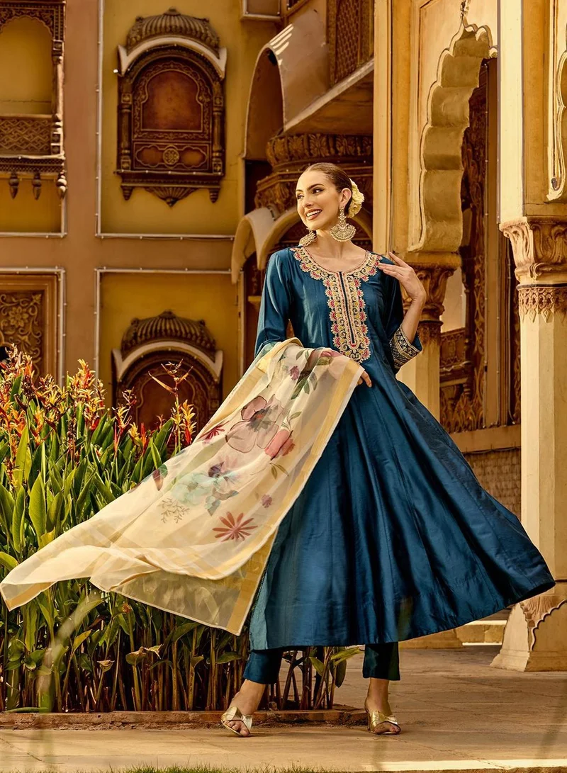 آي شين طقم كورتا بالازو نسائي أزرق كحلي بوليستر بتصميم ذاتي كامل الطول