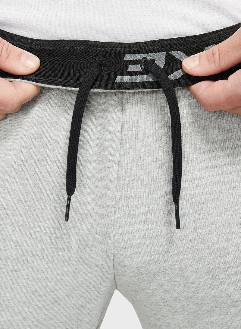 Nike Dri-FIT Tapered Fleece Sweatpants