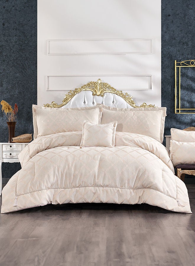 In-House Toronto | 6 Pieces Chanel Comforter Set - King - 260x240 cm  - Image 1