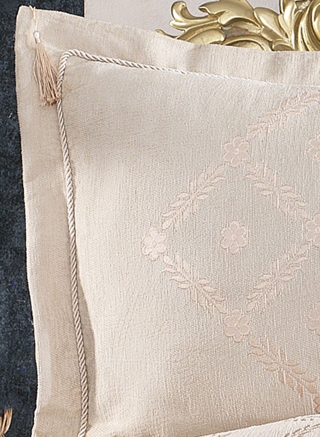 In-House Toronto | 6 Pieces Chanel Comforter Set - King - 260x240 cm  - Image 4