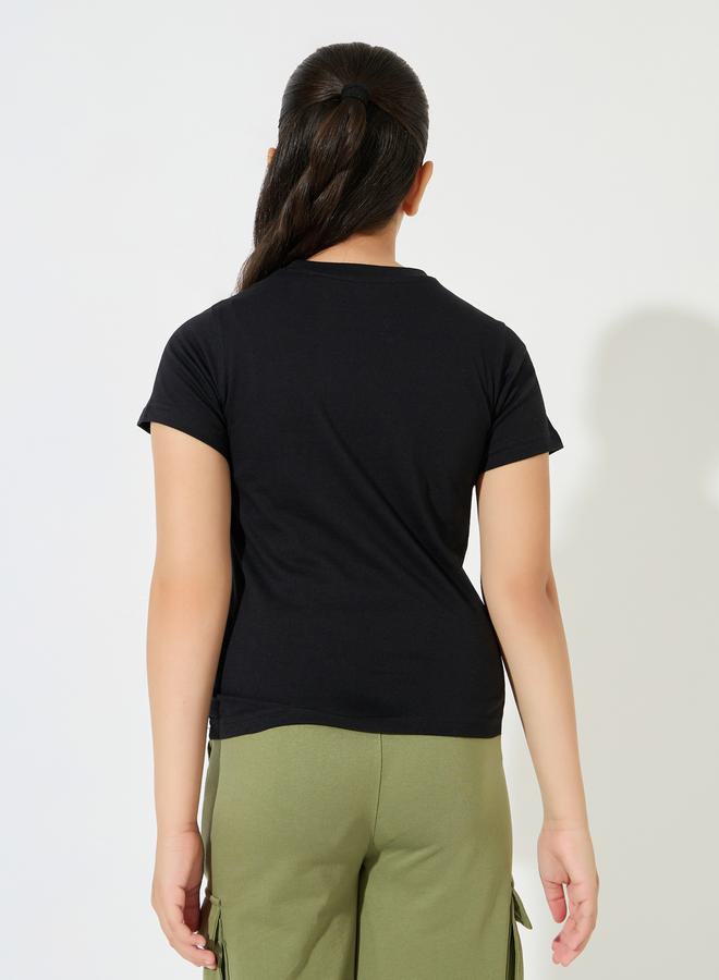 ستايلي تيشيرت سادة بياقة دائرية وأكمام قصيرة - Image 4