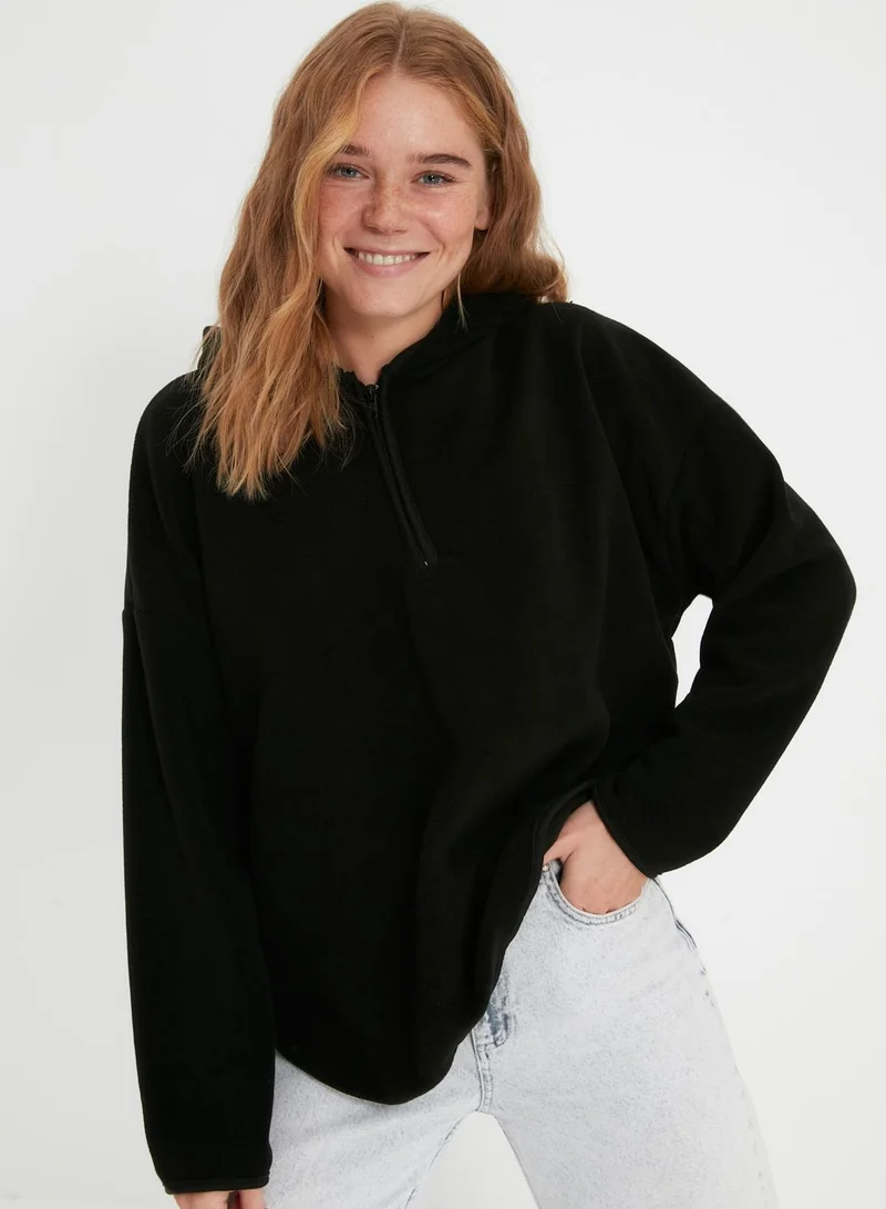 trendyol Round Neck Knitted Sweatshirt