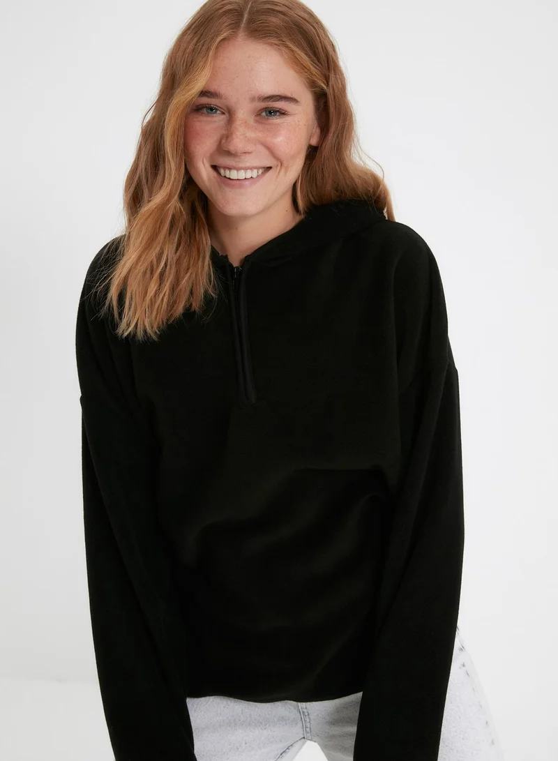 trendyol Round Neck Knitted Sweatshirt