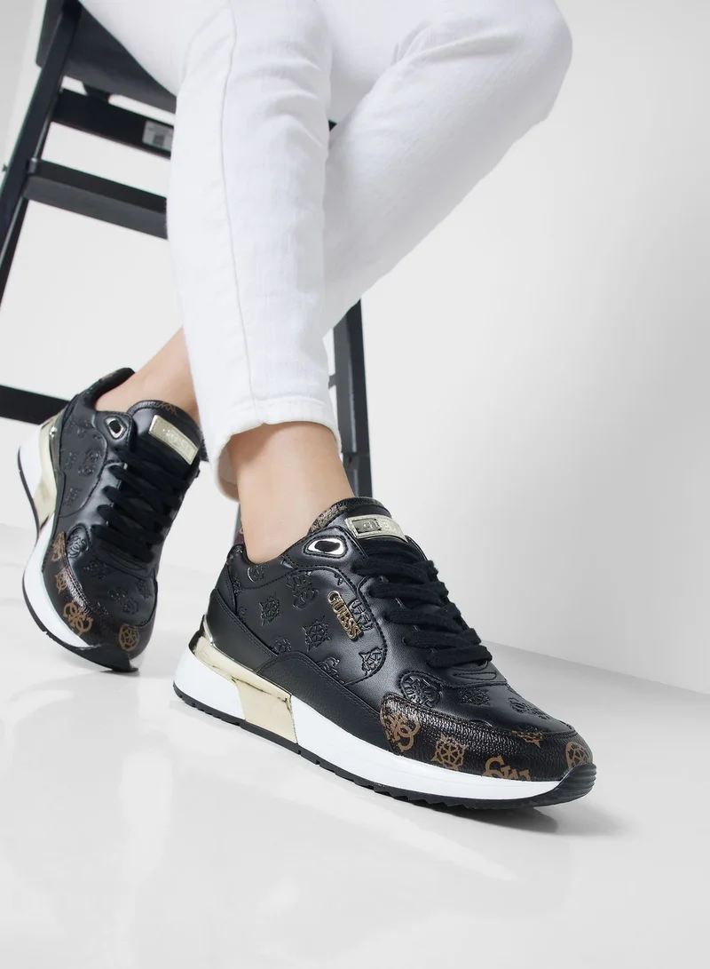 GUESS Moxea2 Low Top Sneakers